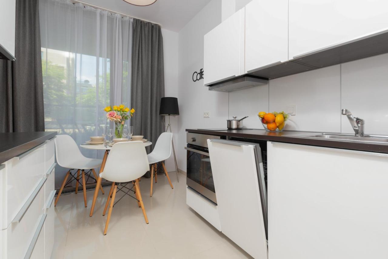 Kolejowa Apartments Warsaw By Noclegi Renters Екстериор снимка